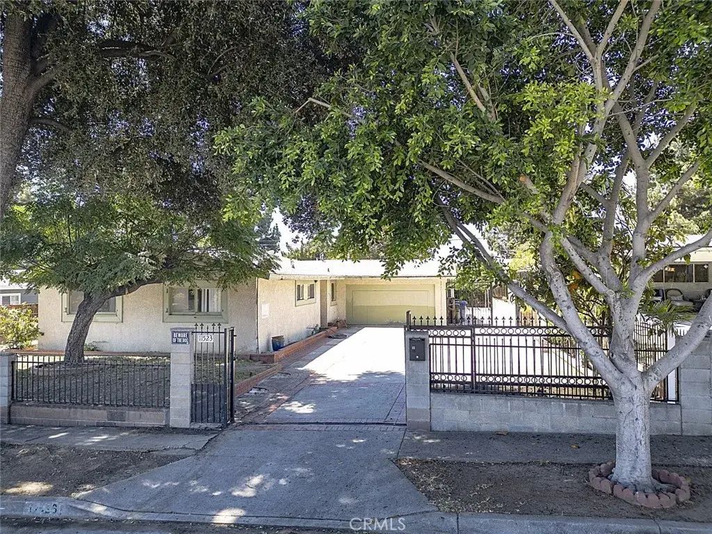 11523 Vanport Avenue, Sylmar