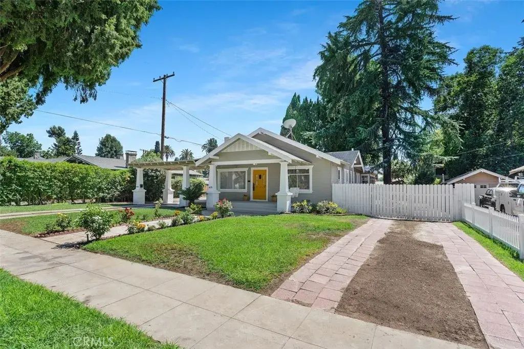 4070 Linwood Place, Riverside