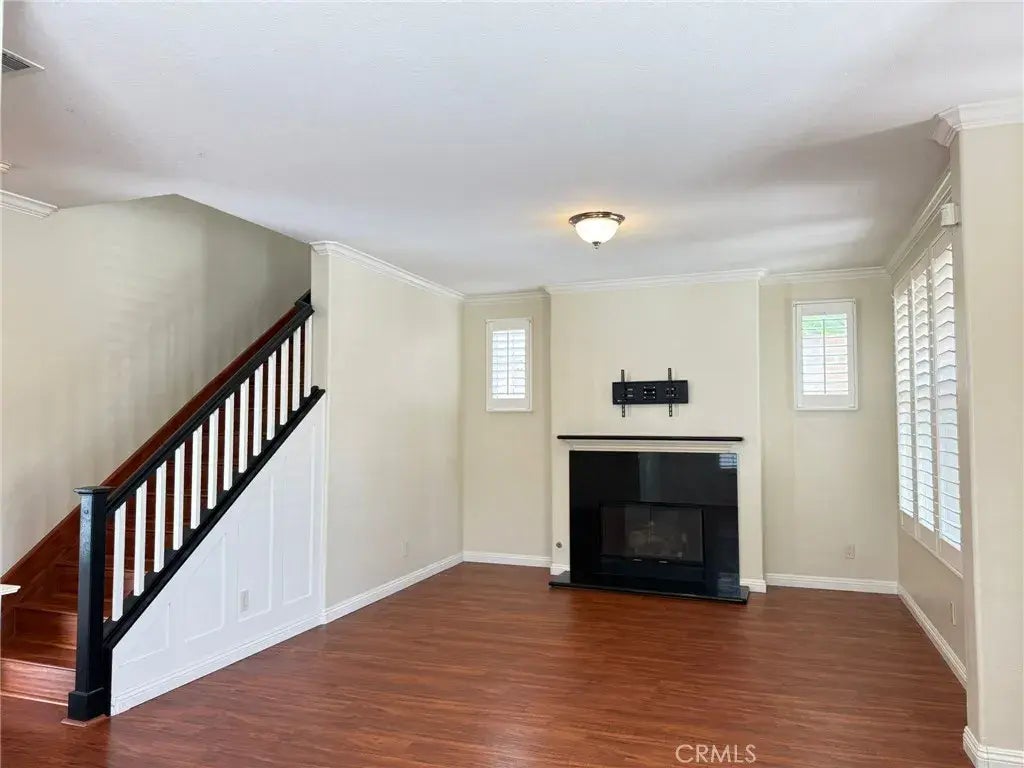 126 Arden 65, Irvine