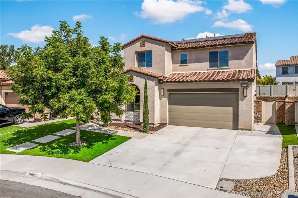 30924 Falling Star Place, Murrieta