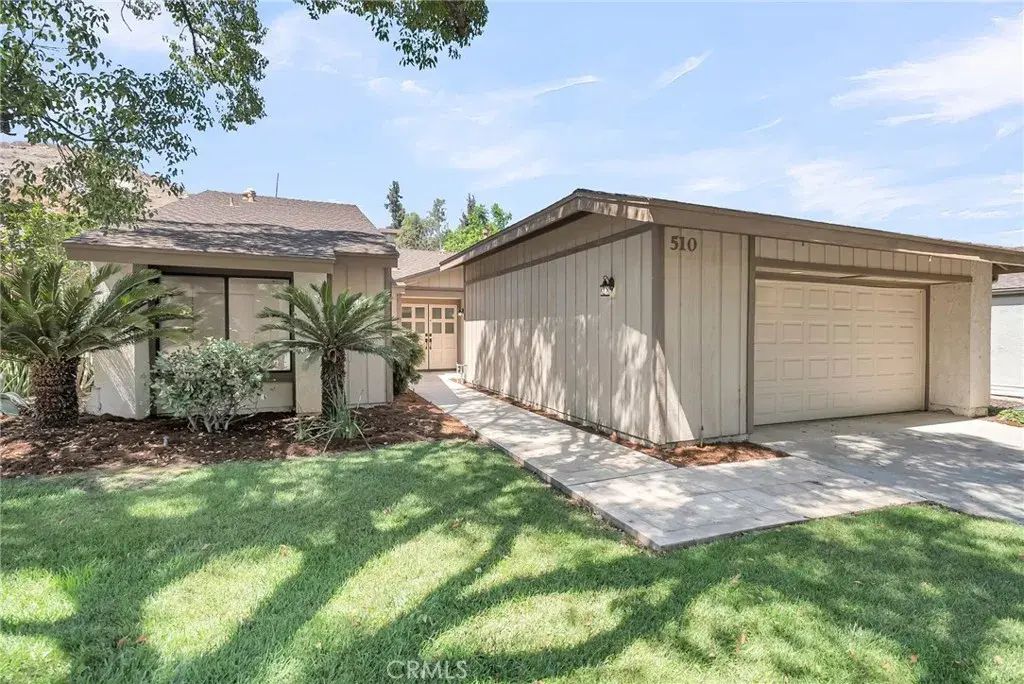 510 Via Zapata, Riverside