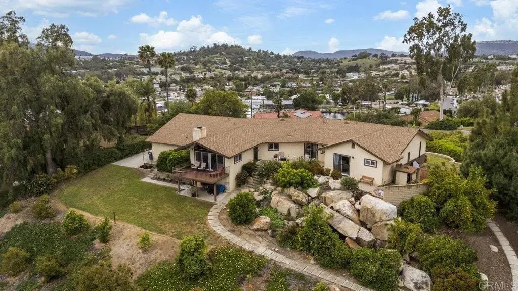 1170 Avocado Avenue, Escondido