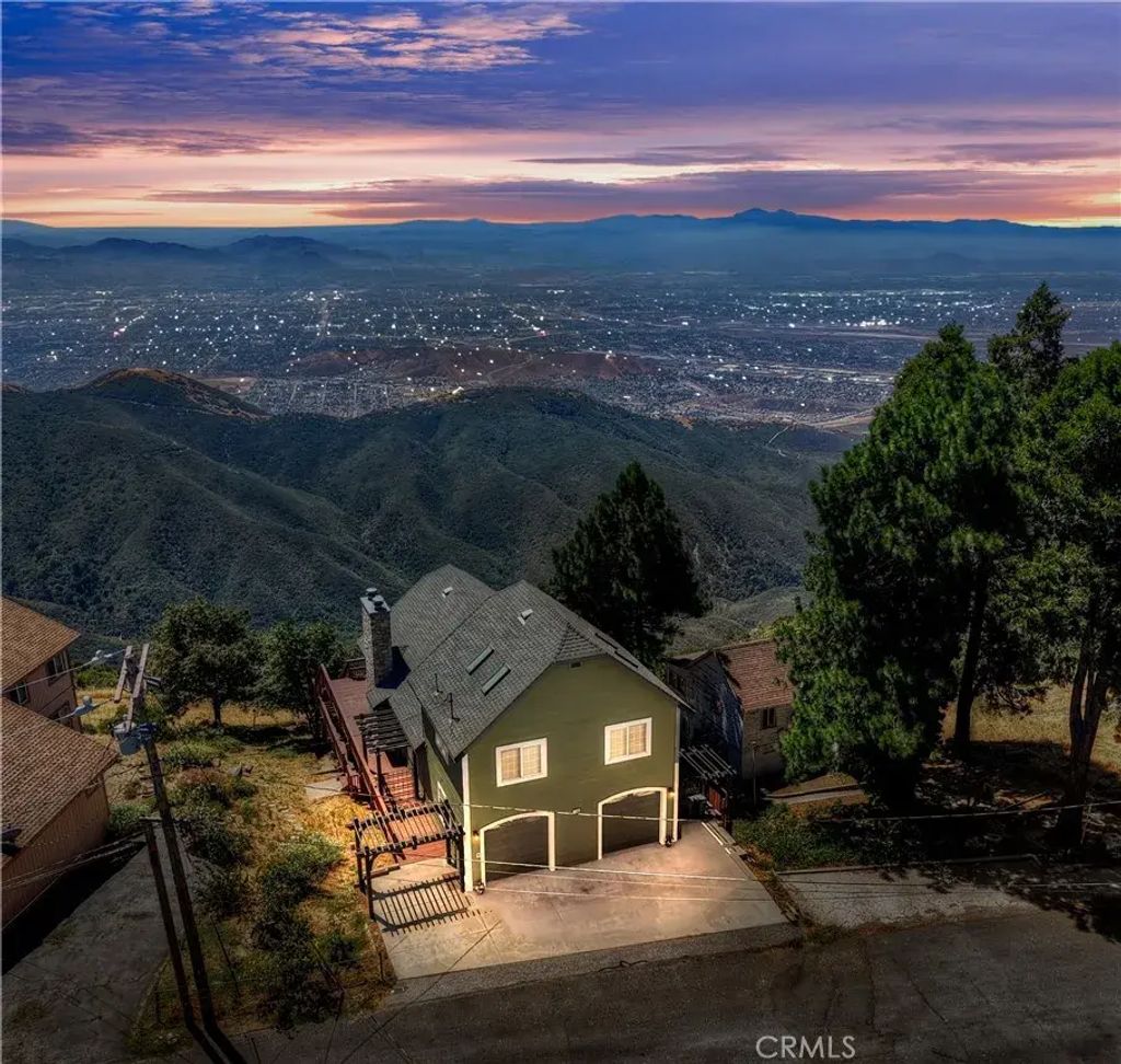 22665 Valley View Drive, Crestline