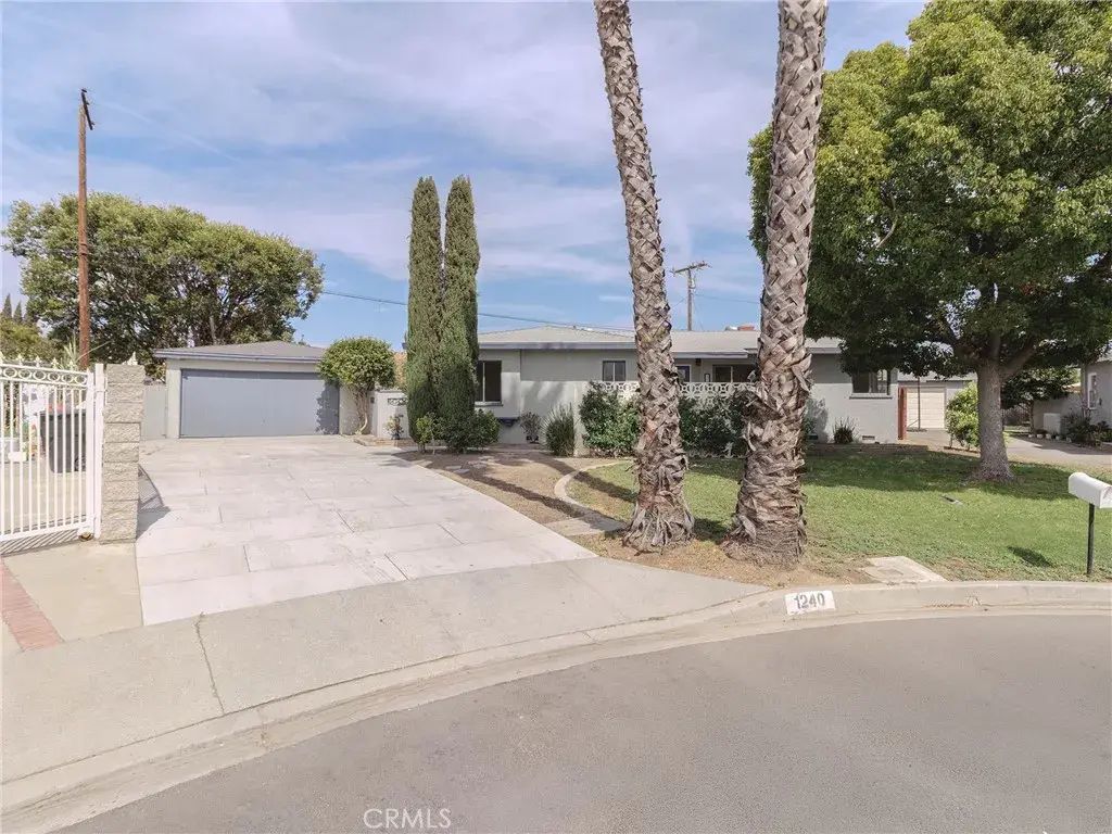 1240 S Bromley Avenue, West Covina