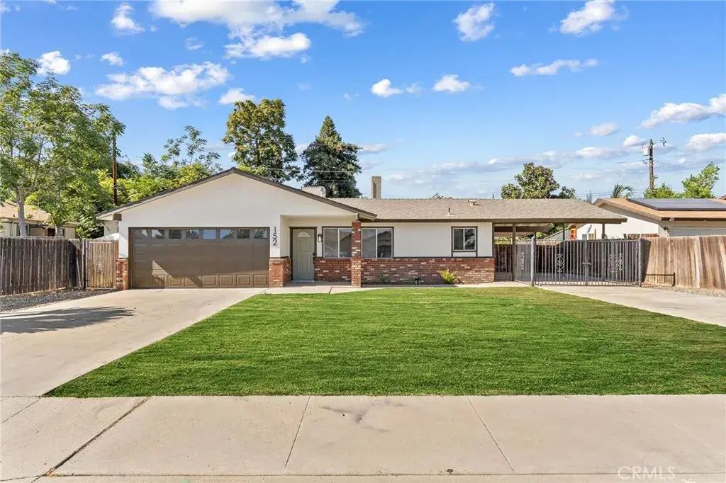 152 Cooper Avenue, Bakersfield