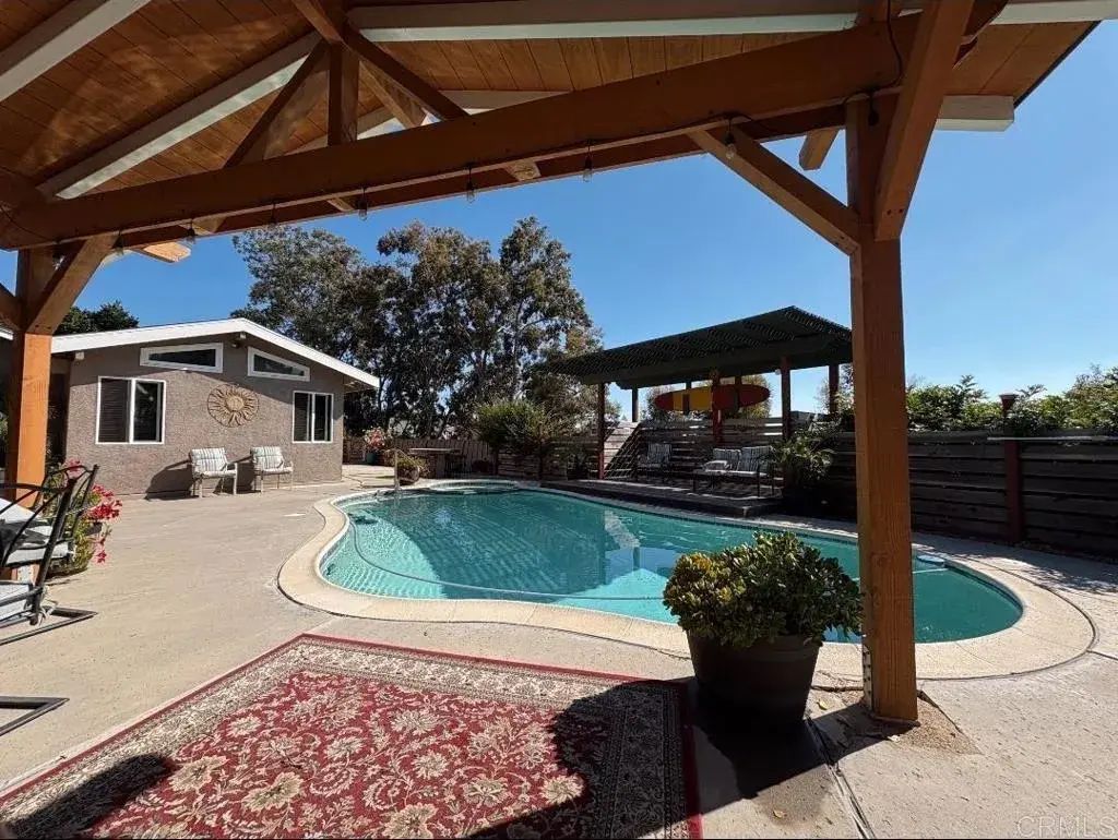 4950 Whipple Way, 