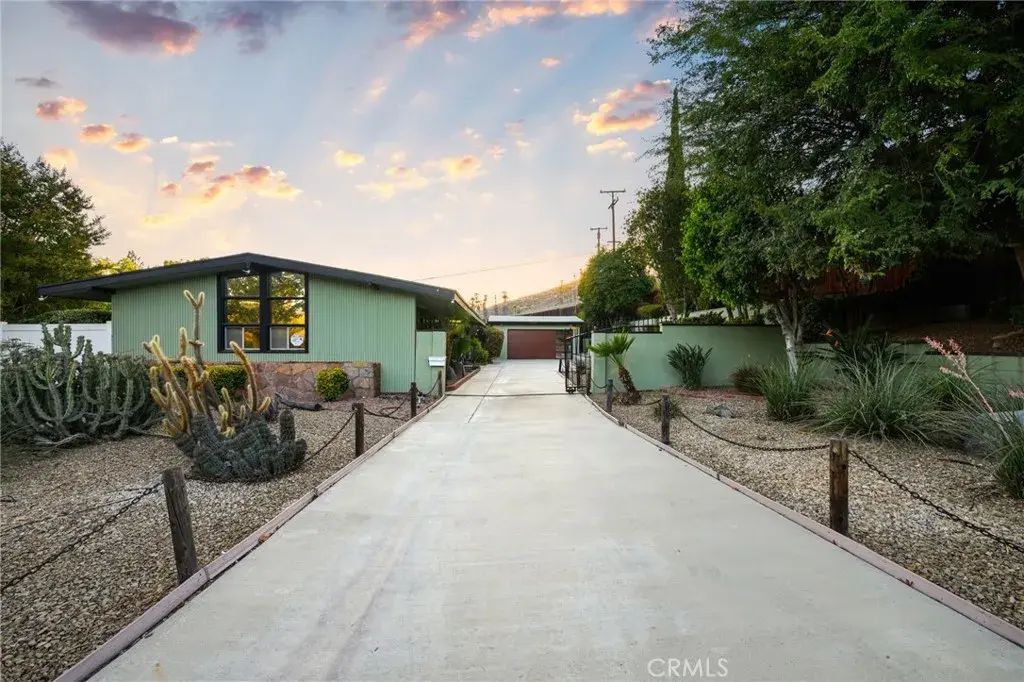5649 Durango Road, Riverside
