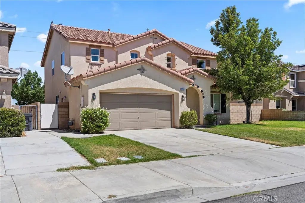 5789 Golding Drive, Lancaster