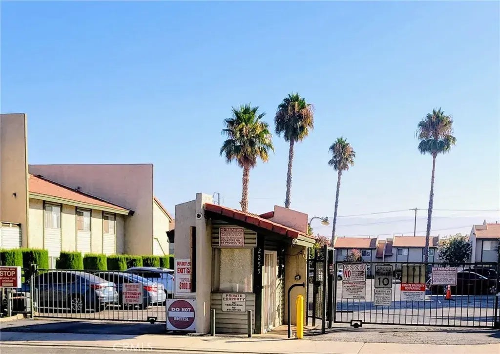 2255 Cahuilla Street 68, Colton