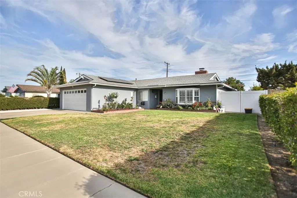 1232 E Vanowen Avenue, Orange