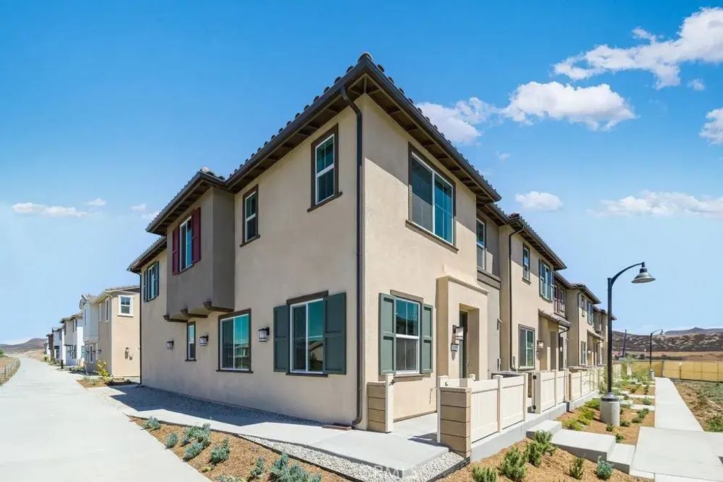 34569 Ciruela Avenue, French Valley