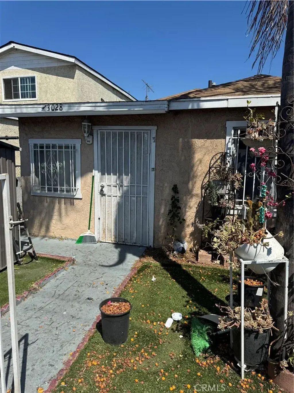 13028 S Main Street, Los Angeles