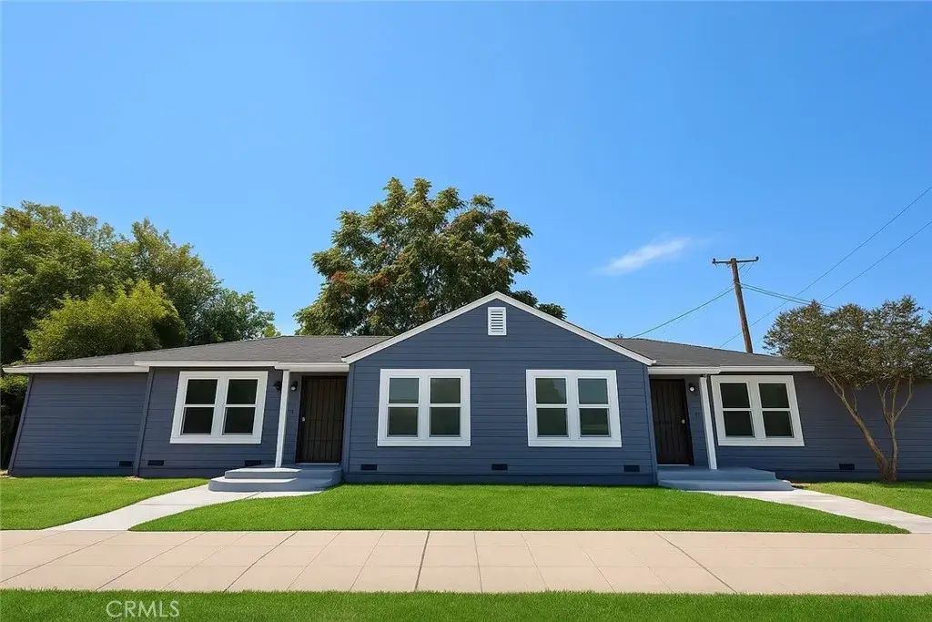 2207 N Sutter Street, Stockton