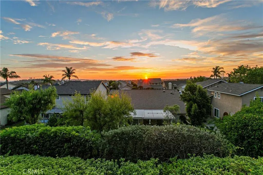 21641 Jornada, Mission Viejo