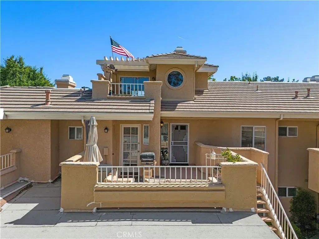 24029 Arroyo Park Drive 10, Valencia