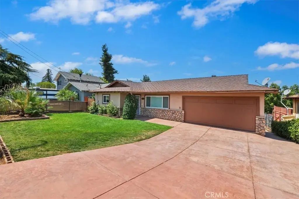 12446 1st, Yucaipa