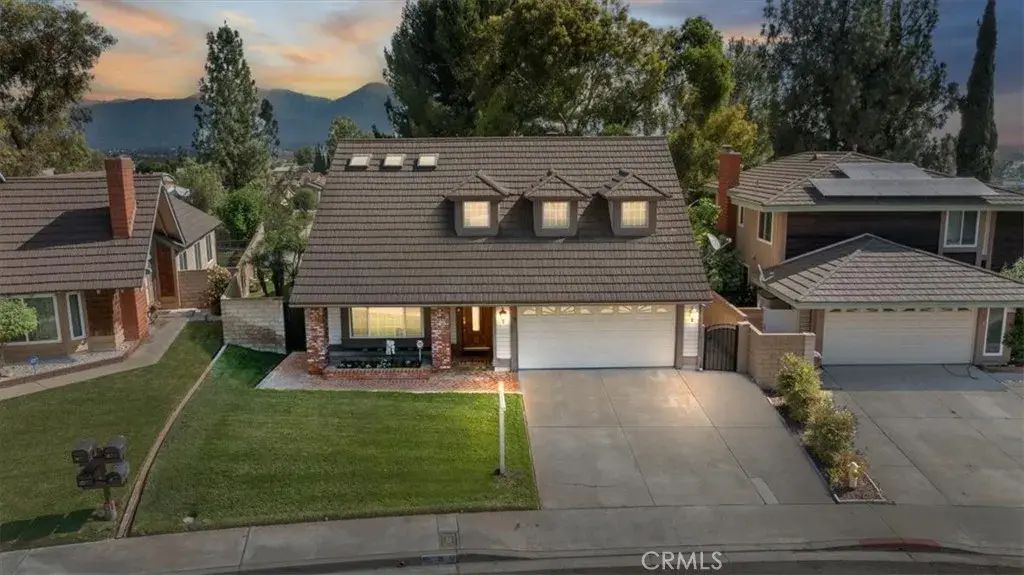 19 Black Oak Drive, Phillips Ranch