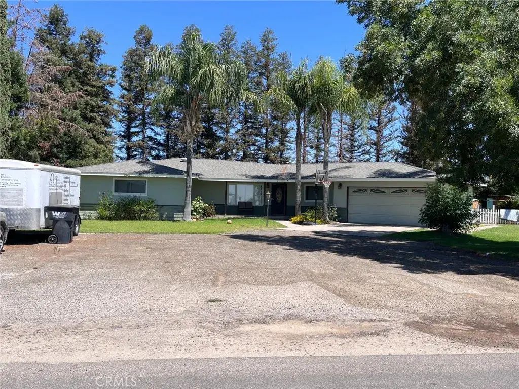 14118 Bell, Livingston