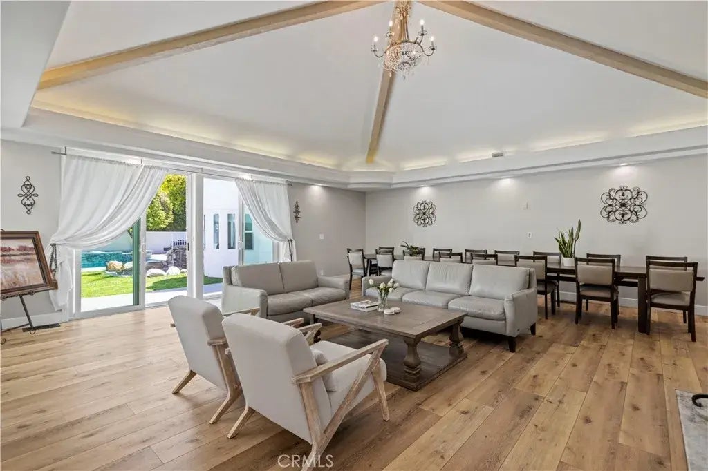 8944 Enfield, Sherwood Forest