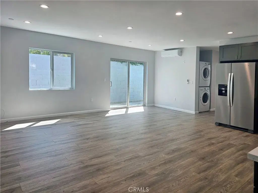 10620 Kester, Mission Hills (san Fernando)