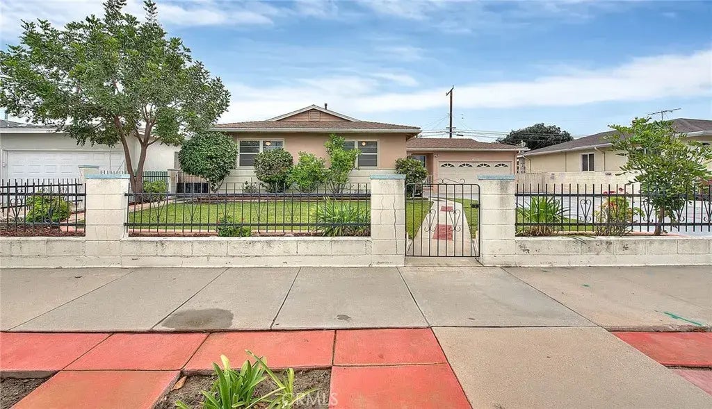 1766 W Catalpa Avenue, Anaheim