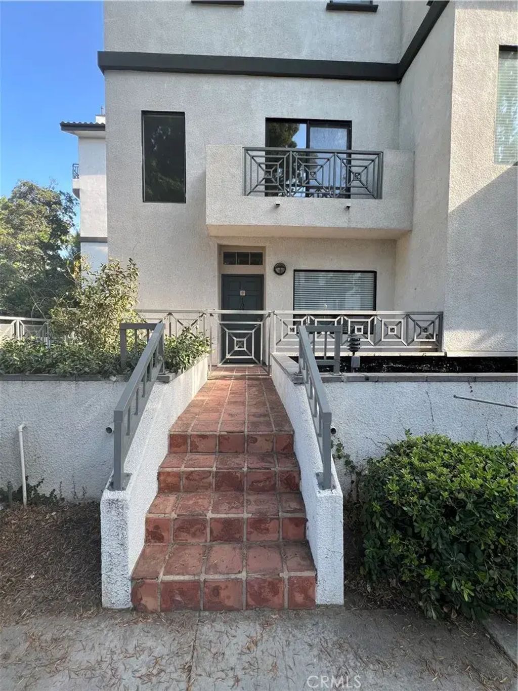 111 S Oak Knoll Avenue 109, Pasadena