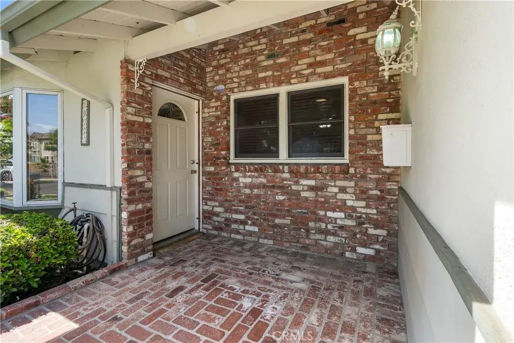 10723 Cochran Avenue, Riverside