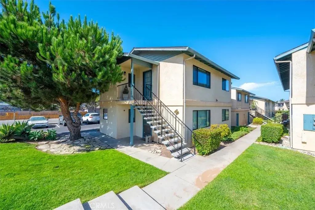 1084 Baden, Grover Beach