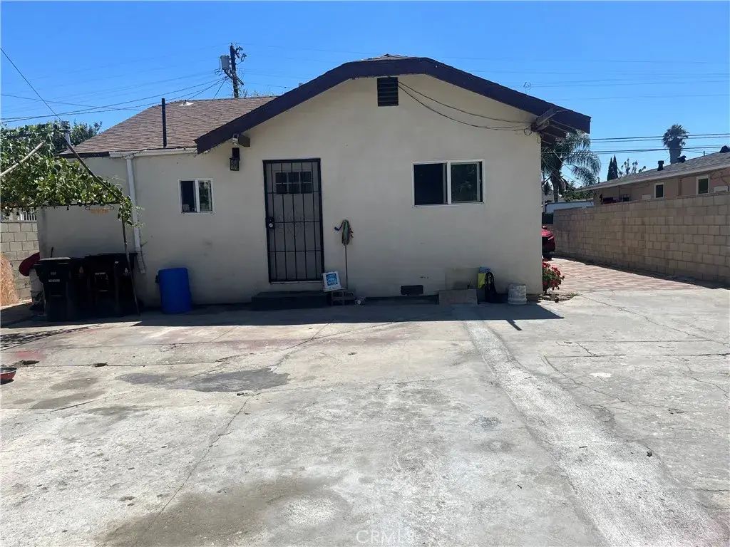 1317 E 108th Street, Los Angeles