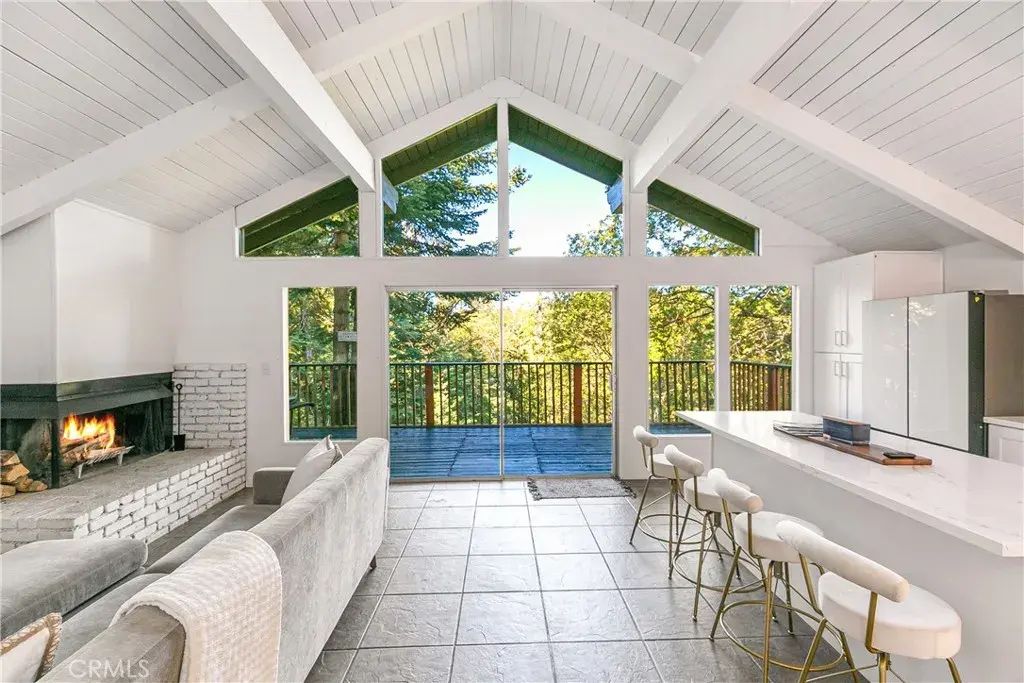 628 Rose Lane, Twin Peaks