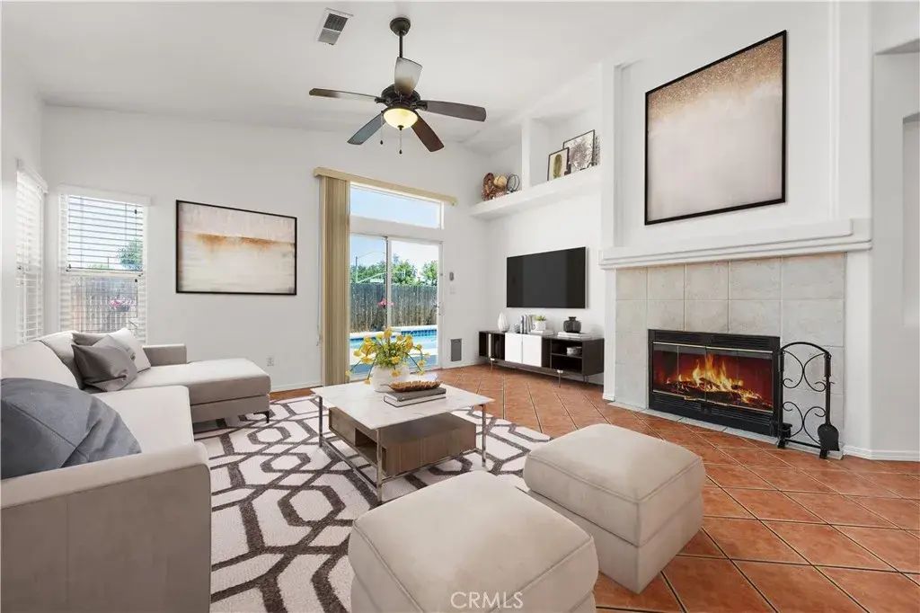 314 Lewisham St, Bakersfield
