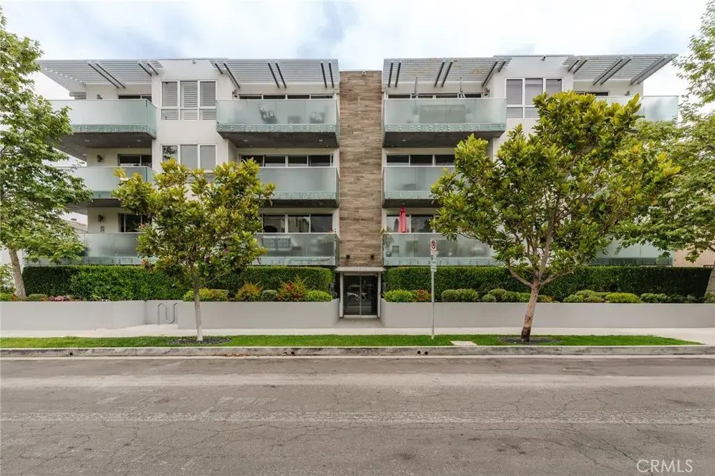 12045 Guerin Street Ph4, Studio City