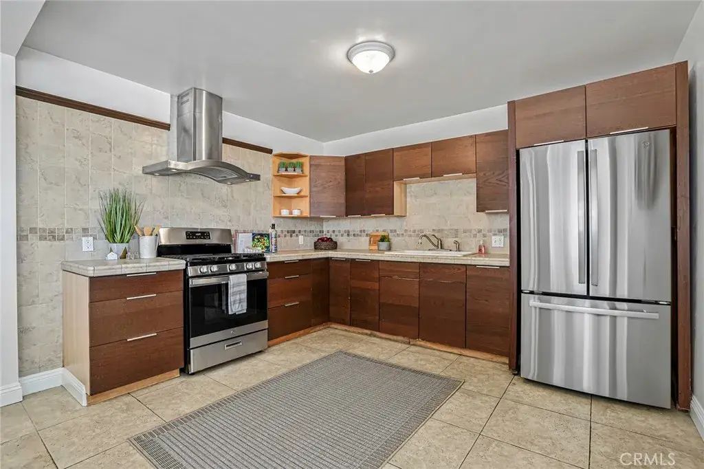 1711 S Grand Avenue, San Pedro