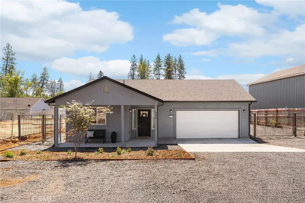 538 Sunset Drive, Paradise