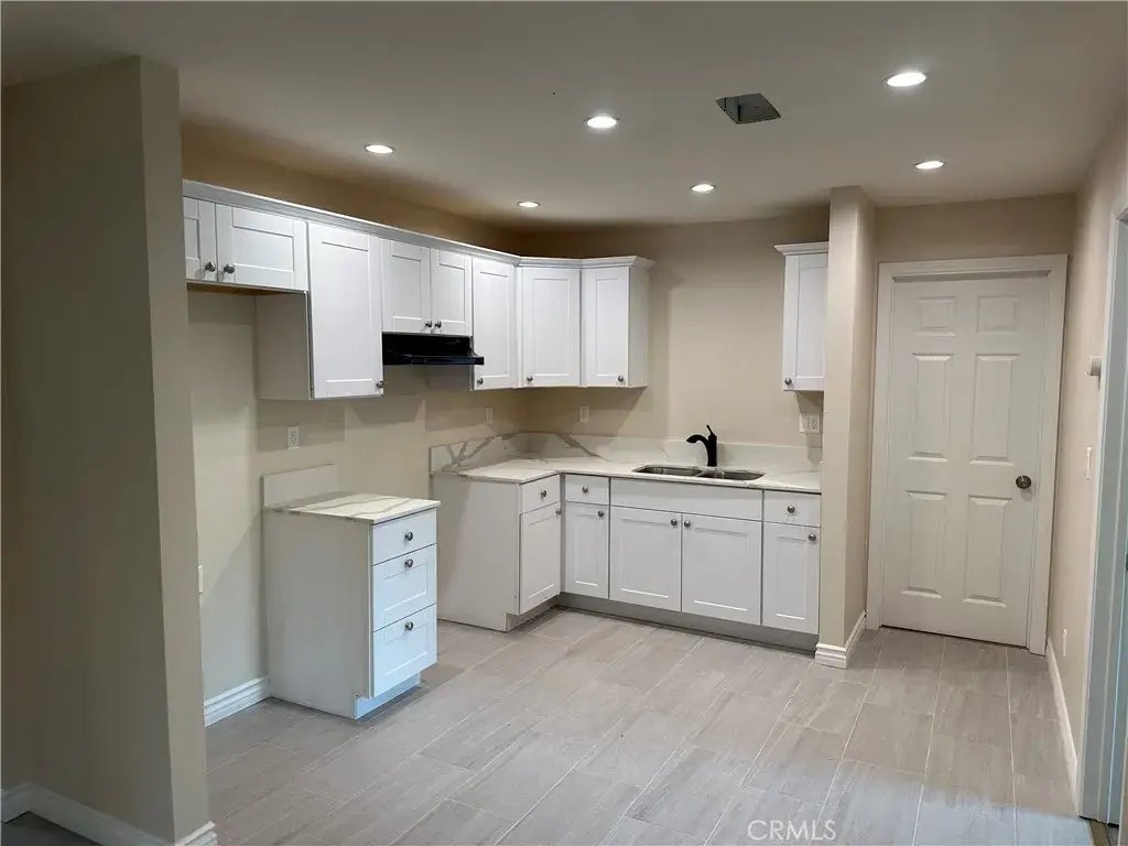 1189 W 19th Street, San Bernardino