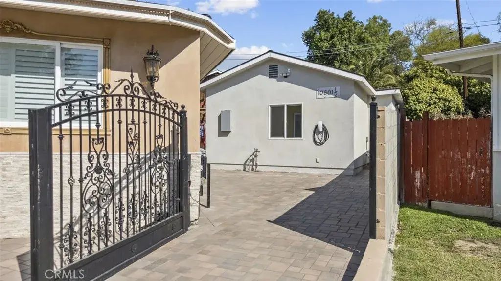 10801 Wescott Avenue, Sunland