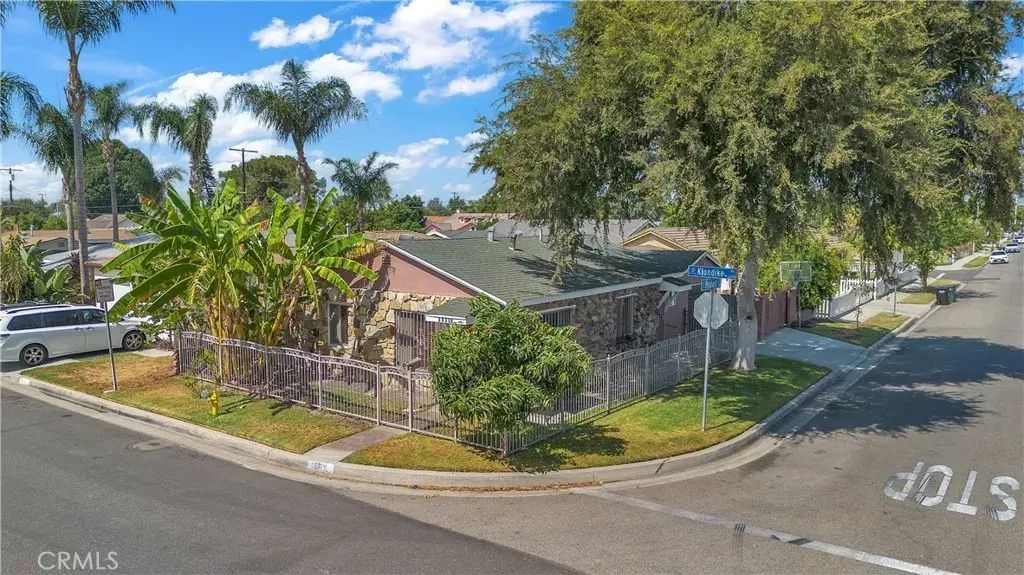 13601 Klondike Avenue, Downey
