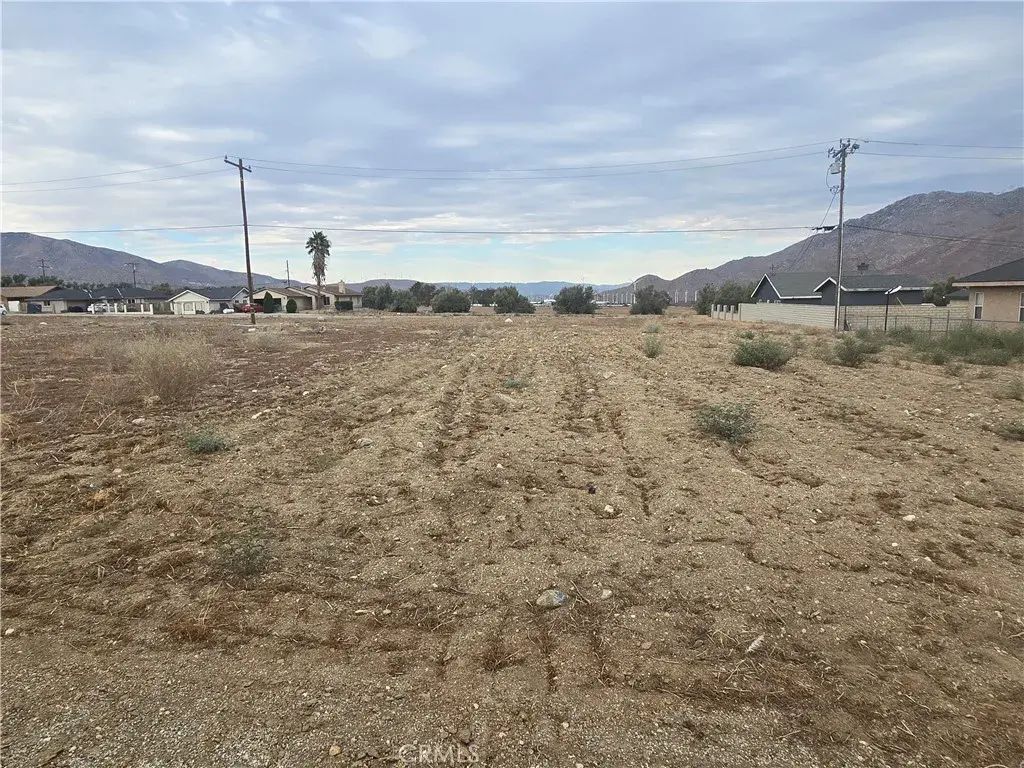 14320 Rafael, Cabazon