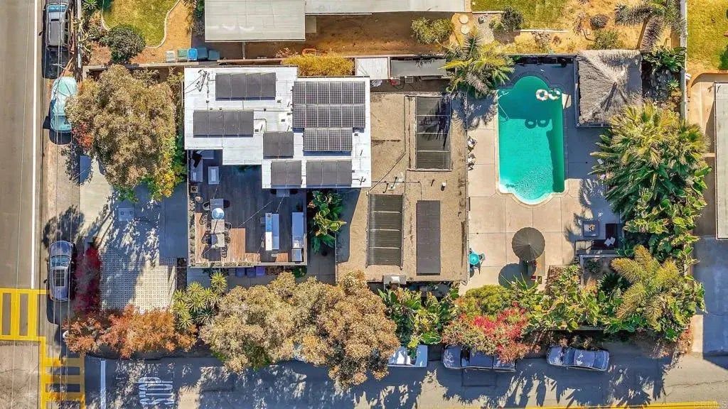 1004 Nardo Road, Encinitas