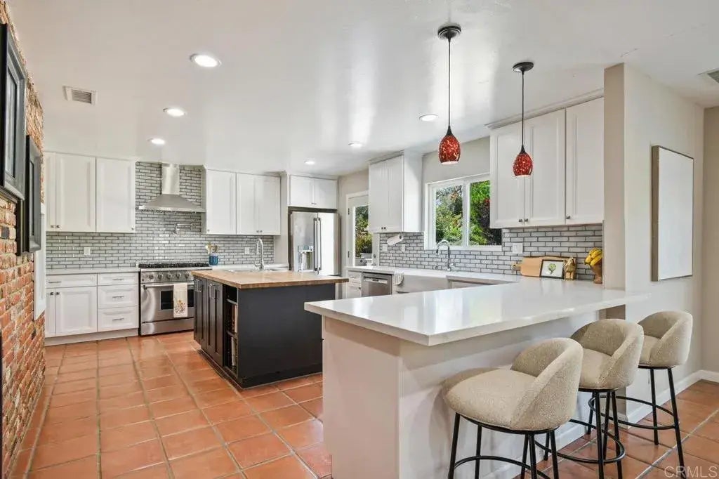 12218 Fuerte Dr, El Cajon