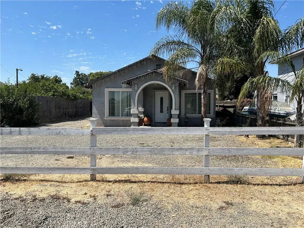 3817 Collins Road, Ceres