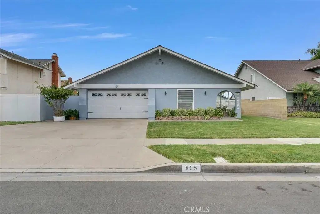 805 W Brentwood Avenue, Orange