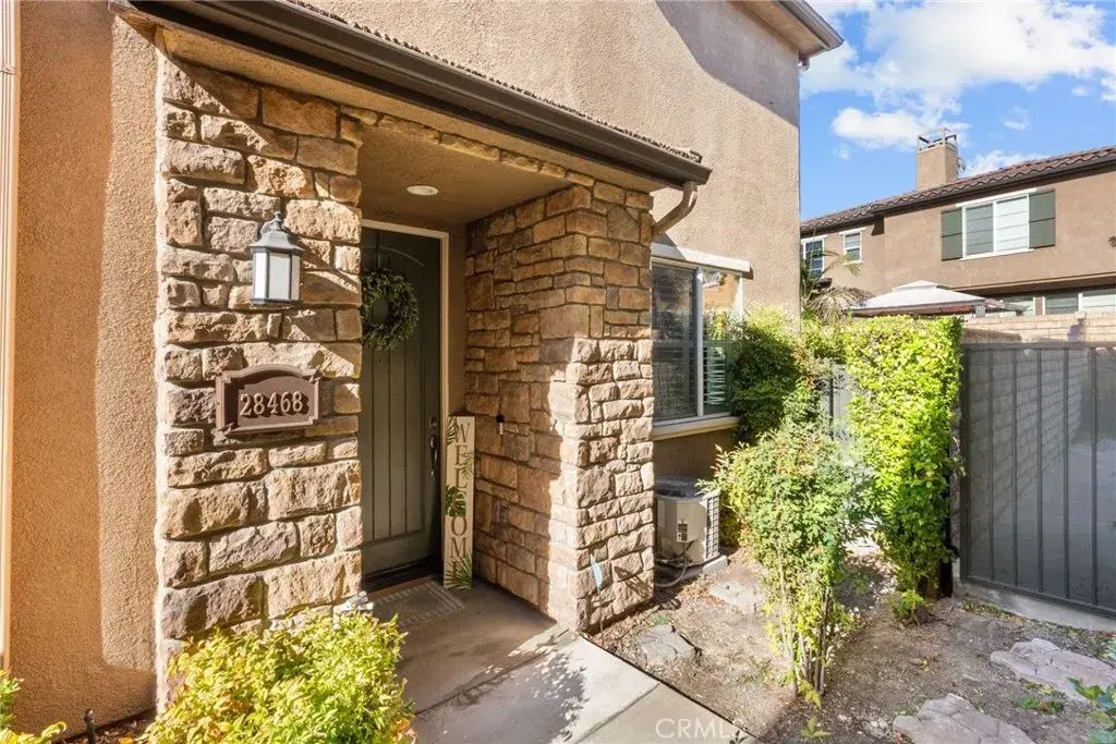 28468 Santa Rosa Lane 534, Saugus