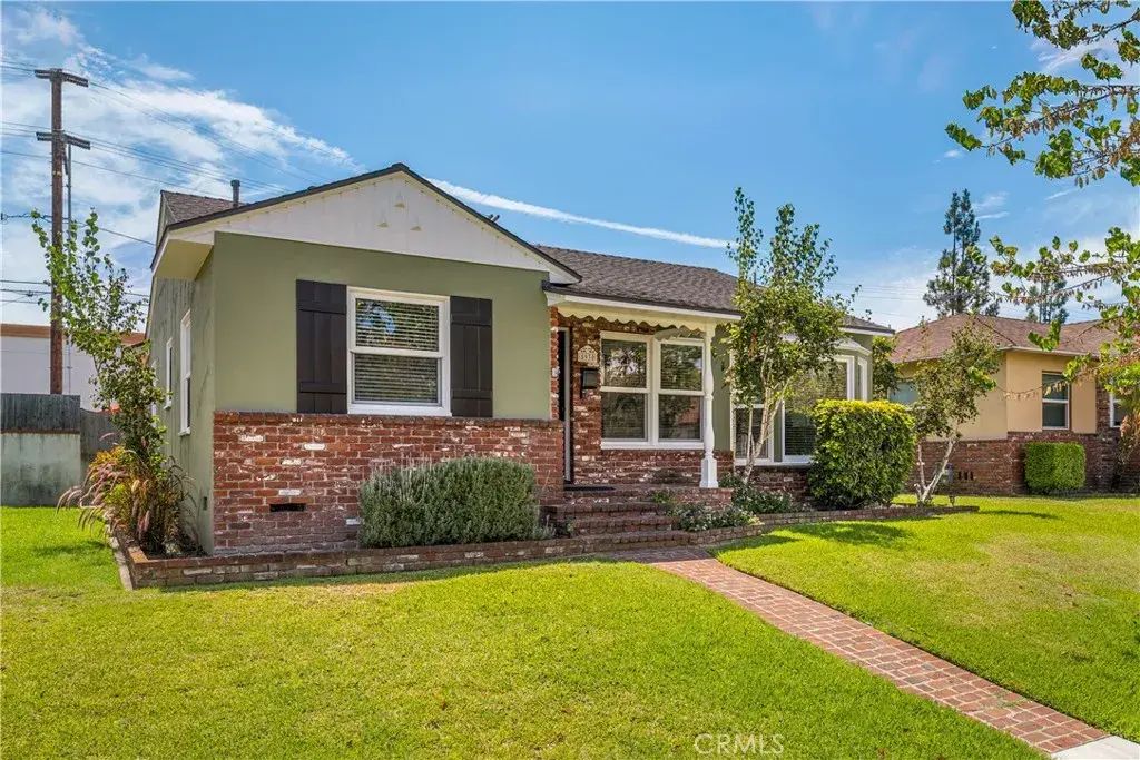 5930 Harvey Way, Lakewood