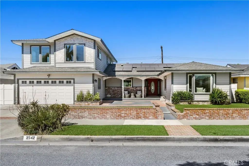 2542 N Ashwood Street, Orange