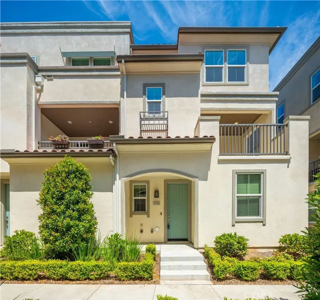 1419 St Simon Circle E, Alhambra