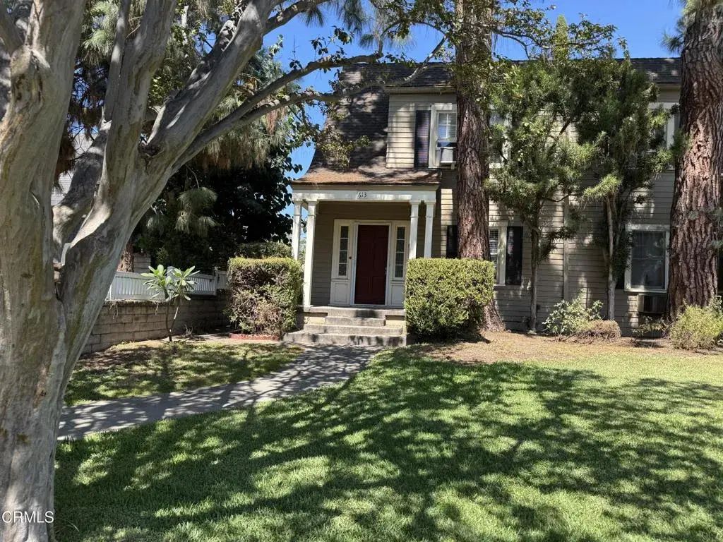 613 Lindaraxa, Alhambra