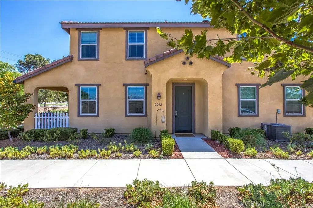 2002 Juniper Lane, Colton