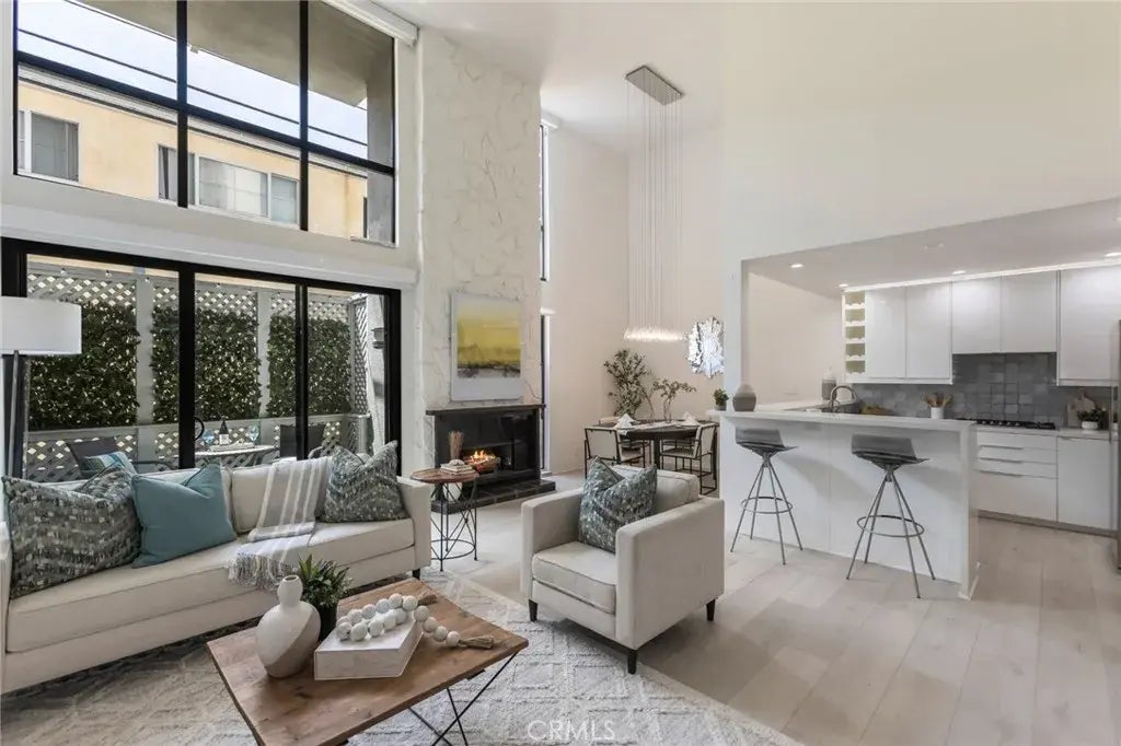 1007 S Catalina Avenue 109, Redondo Beach