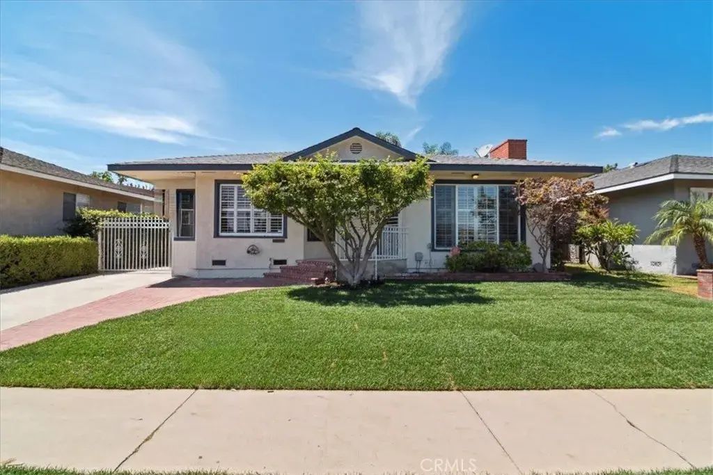 4807 Bentree Avenue, Long Beach
